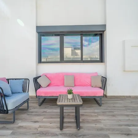 Villa Seaside With Swimming Pool *