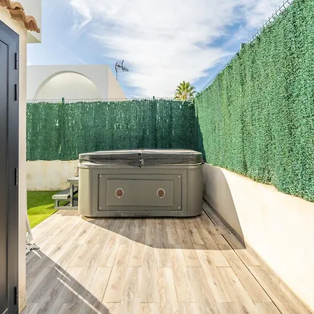 Seaside With Swimming Pool Villa