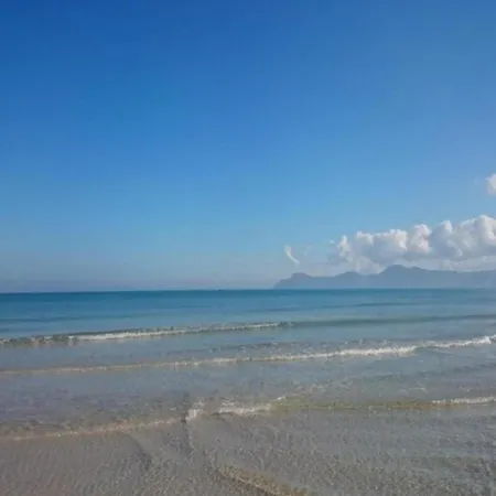 Seaside With Swimming Pool
